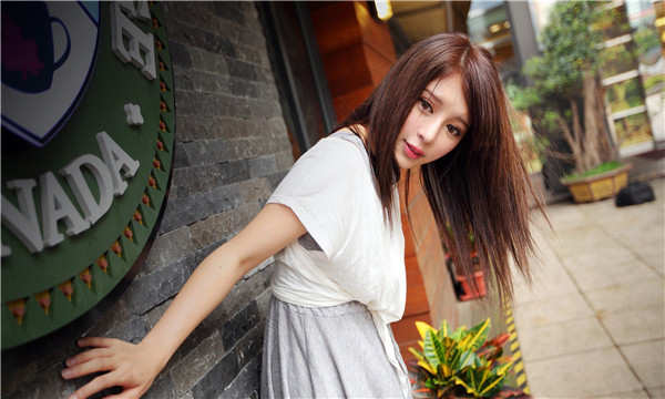 扎鲁特想找一个女性生孩子给报酬-｛找个女人生孩子多少钱｝